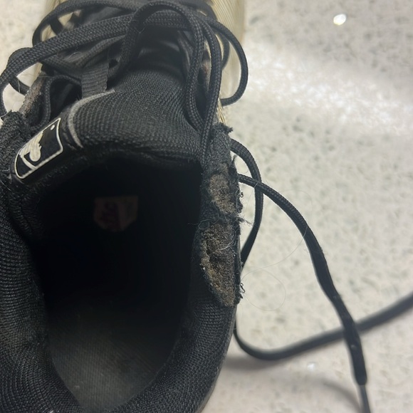 Under armor softball cleats - Picture 5 of 5